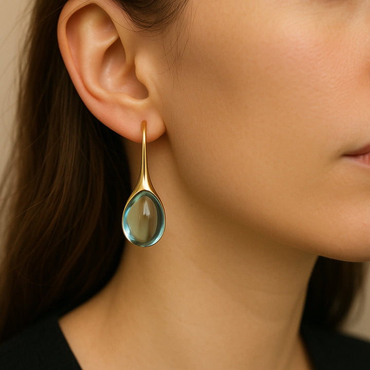 Margeret™ | Crystal Drop Earrings in Gold and Silver